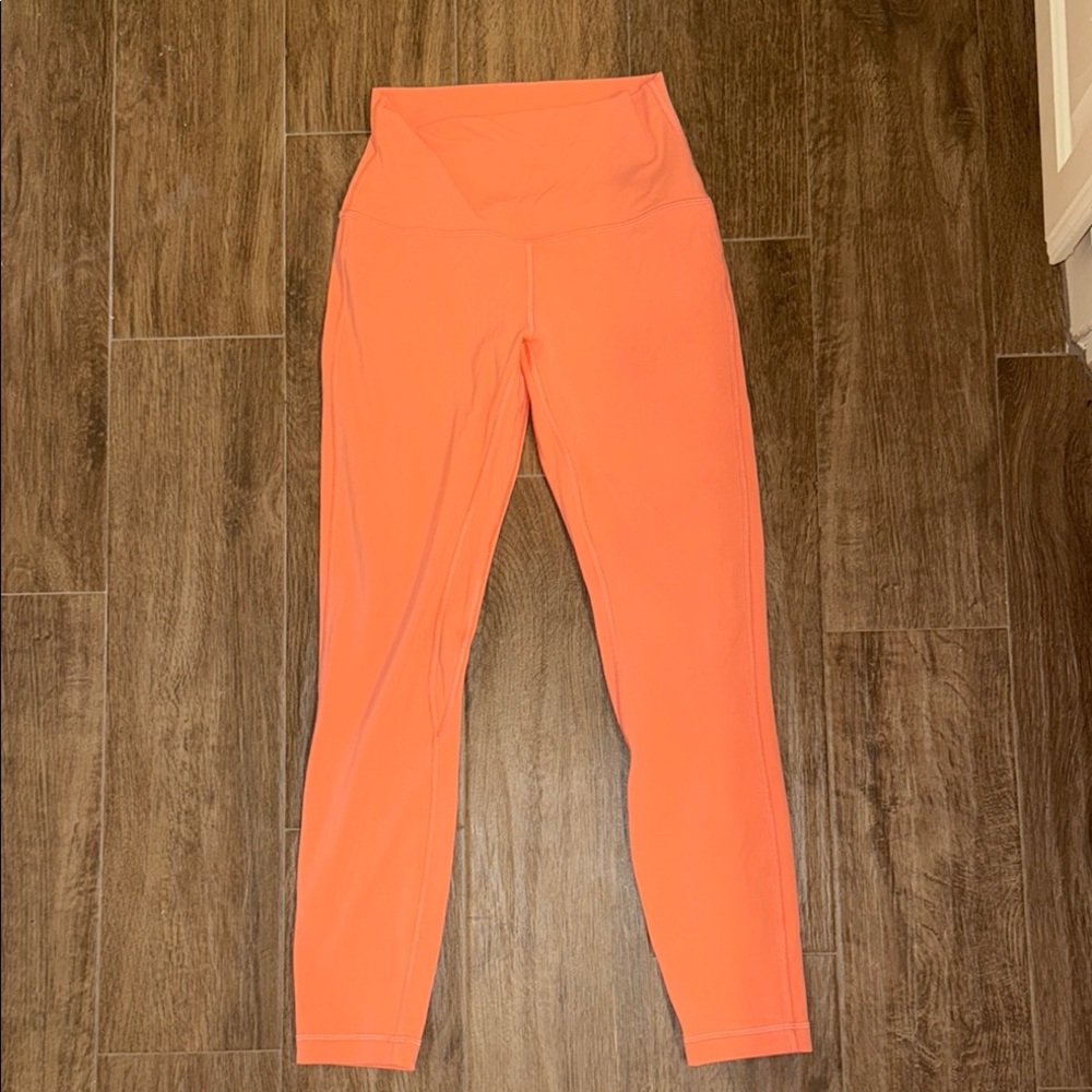 lululemon athletica align size 4 peachy Leggings like new, no pilling 25”